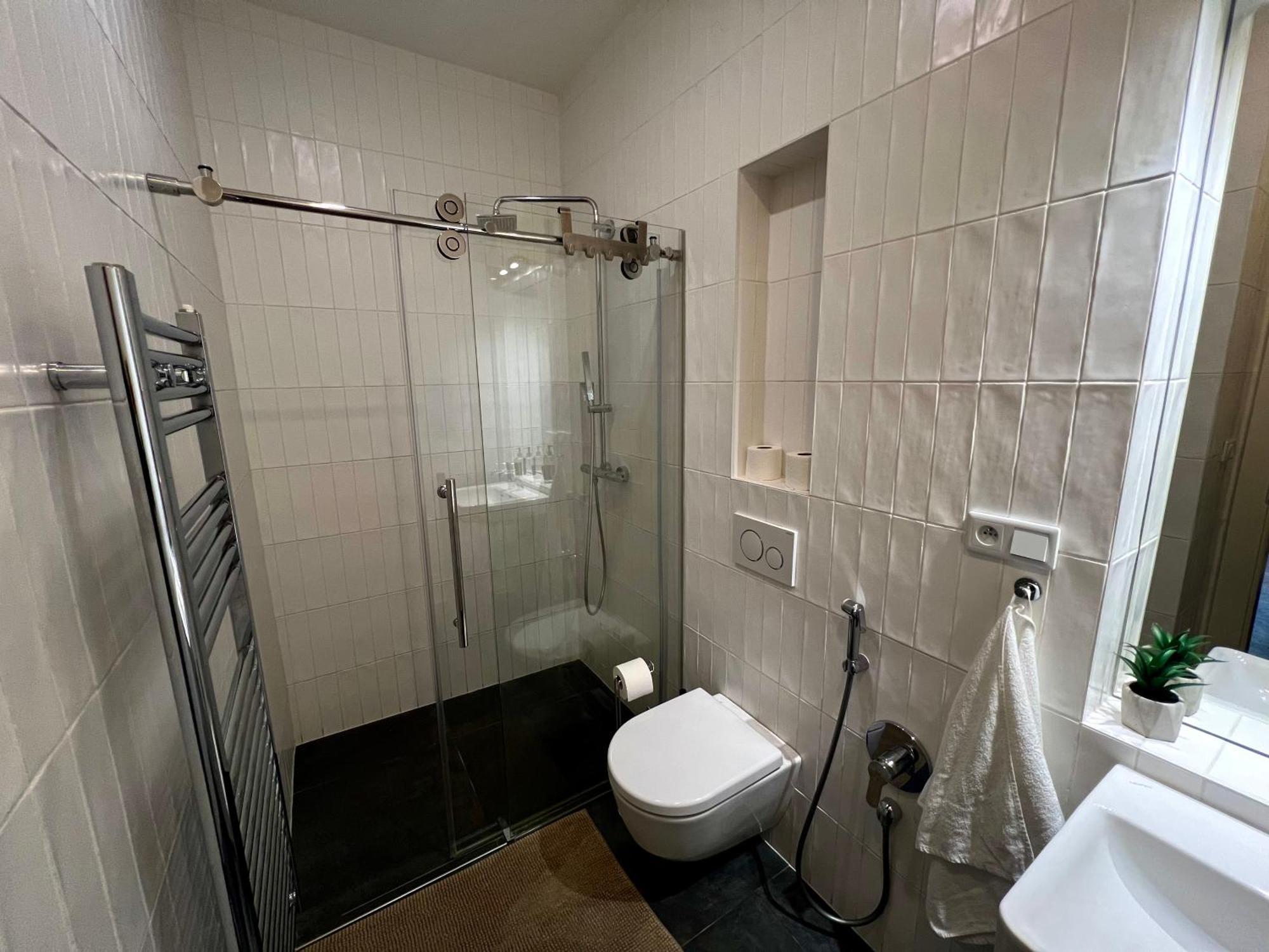 Opletalova 1min From Wenceslas Square Апартаменти